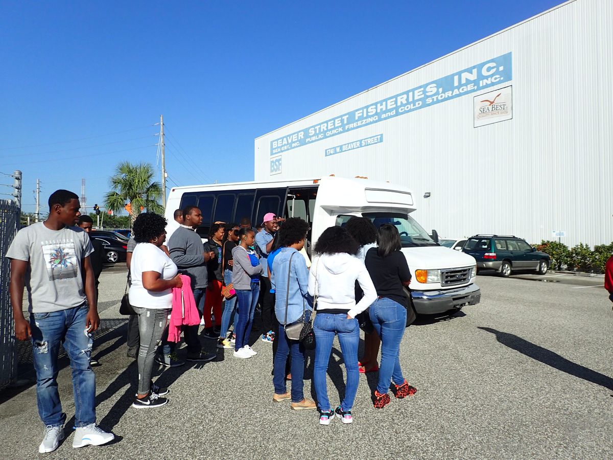 FreshFutures students heading out on a cultural outing