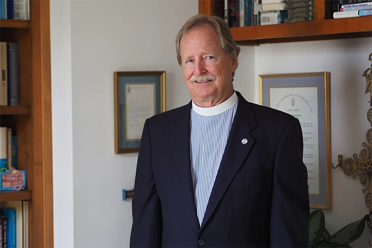 FreshMinistries founder, Dr. Lee